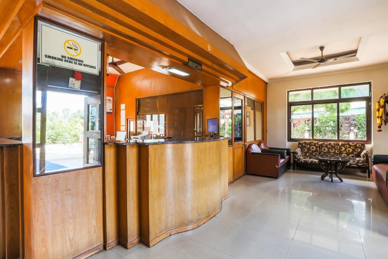 Spot On 37412 Hotel Priti International Mapusa Dış mekan fotoğraf